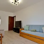 Sardine Holidays I Com Varanda E Vista Mar *