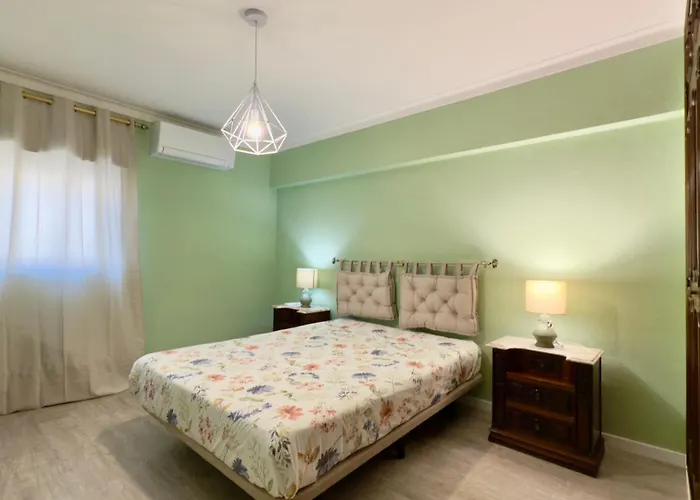 Sardine Holidays I Com Varanda E Vista Mar Apartamento